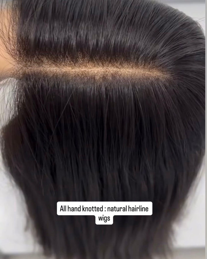 Medium Hair Wig : Straight